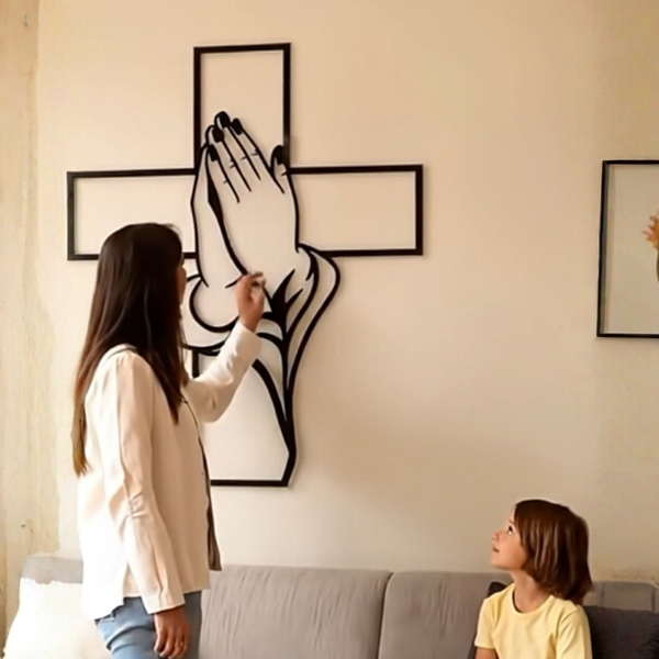 Faithful Hand Wall Decor